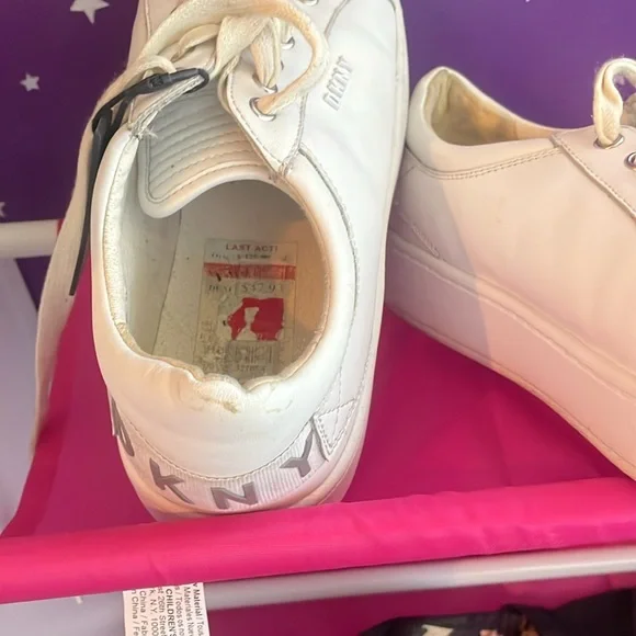 DKNY shoes - Picture 3 of 6